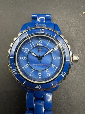 Vintage Isaac Mizrahi Live Womens Watch 34mm Blue MOP Dial Ceramic Band